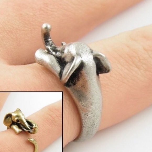 Antiqued Silver Elephant Ring - Picture 3 of 3